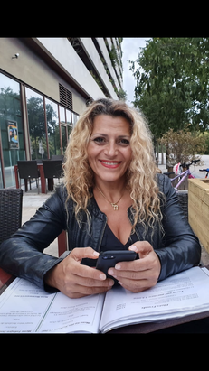 Aurore ALTBACH. aurore.altbach@gmail.com